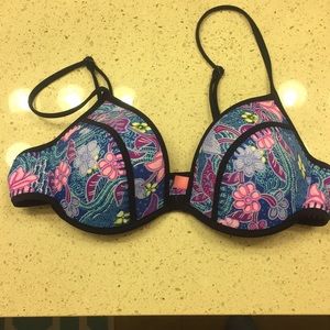 Victoria Secret Swim Suit Top